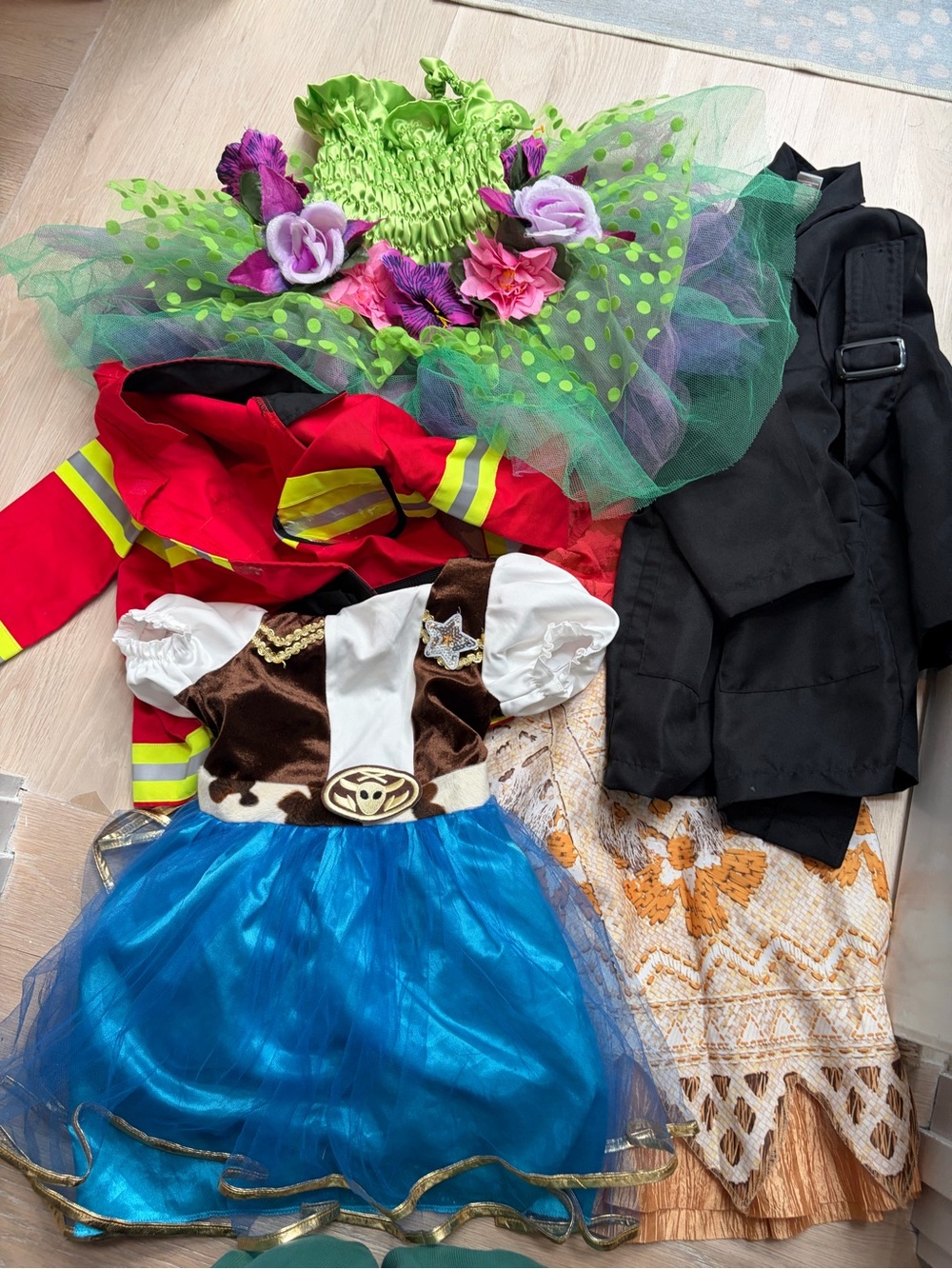 Kids dress-up clothes: cowgirl, firefighter, detective jacket, Moana, butterfly